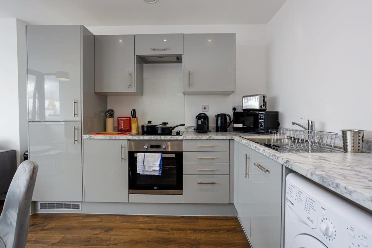 Charming Studio Apartment In Central ลิเวอร์พูล ภายนอก รูปภาพ